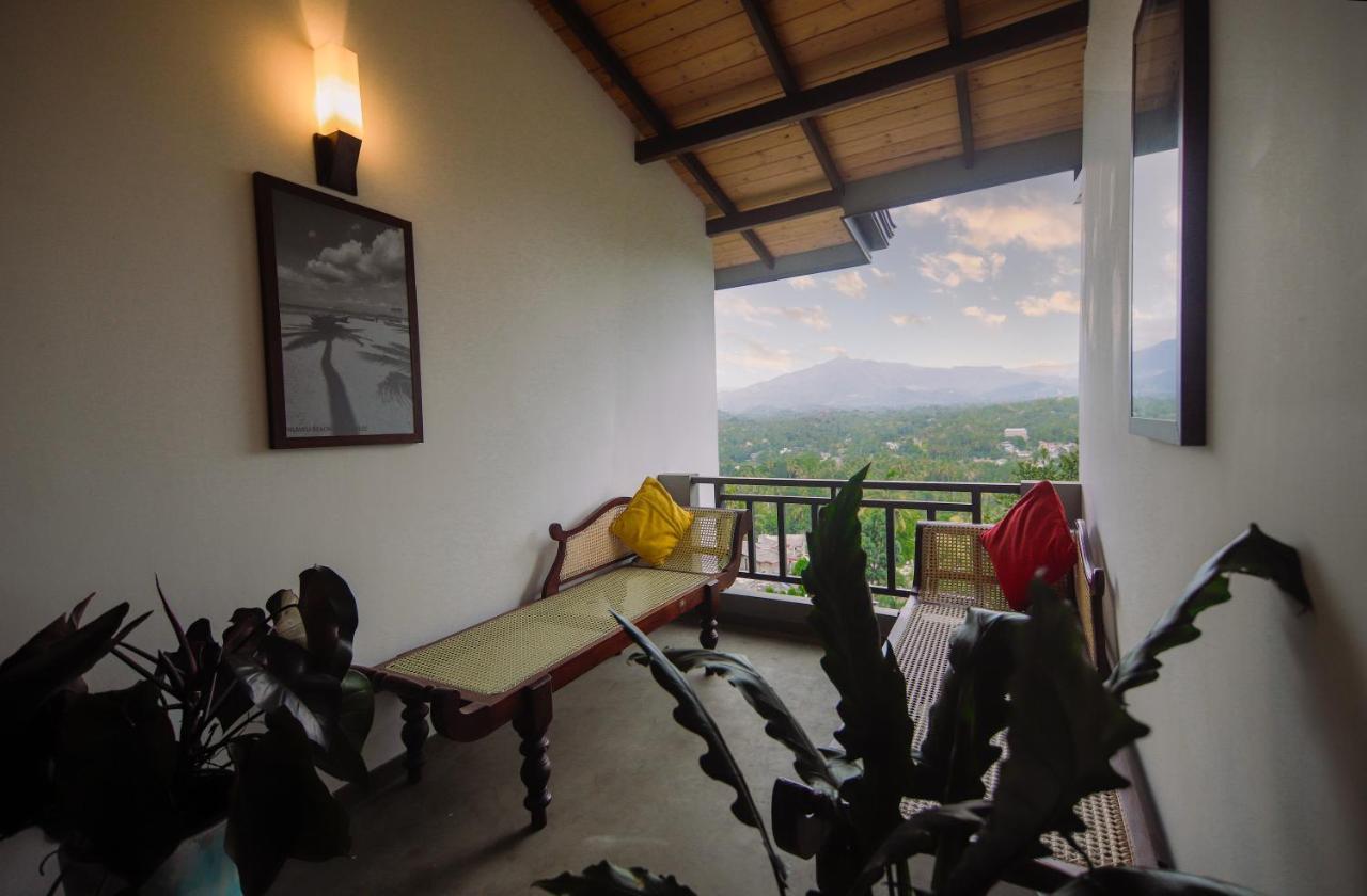 The Hills By Blue Fox Hotel Kandy Buitenkant foto
